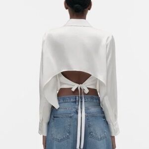 Zara cropped button down cropped satin shirt
